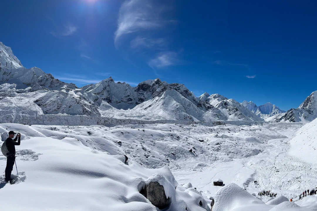 Everest mountains