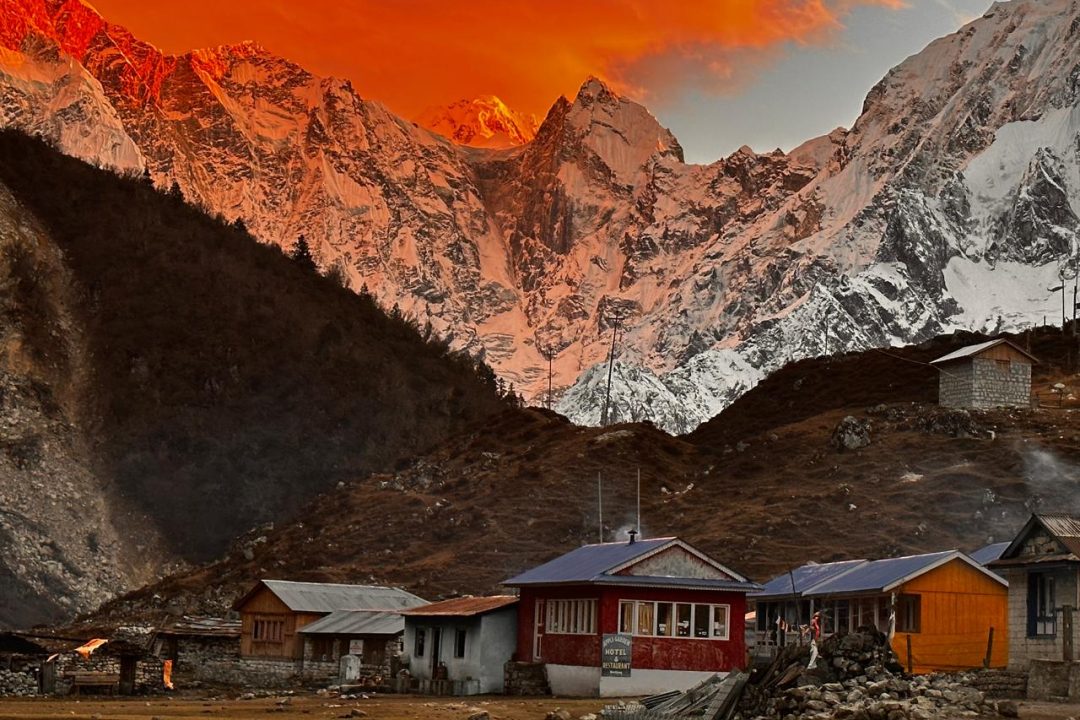 Manaslu Circuit Trek