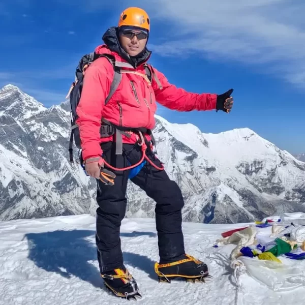 on-the-top-of-ama-dablam