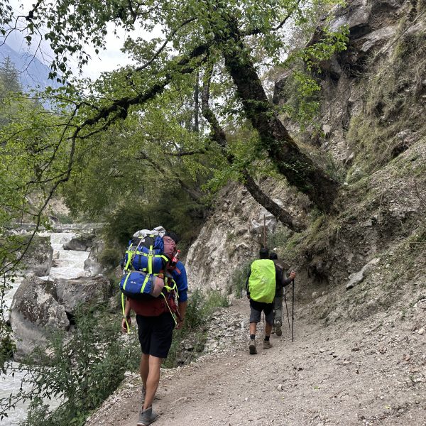 way to the Manaslu Circuit
